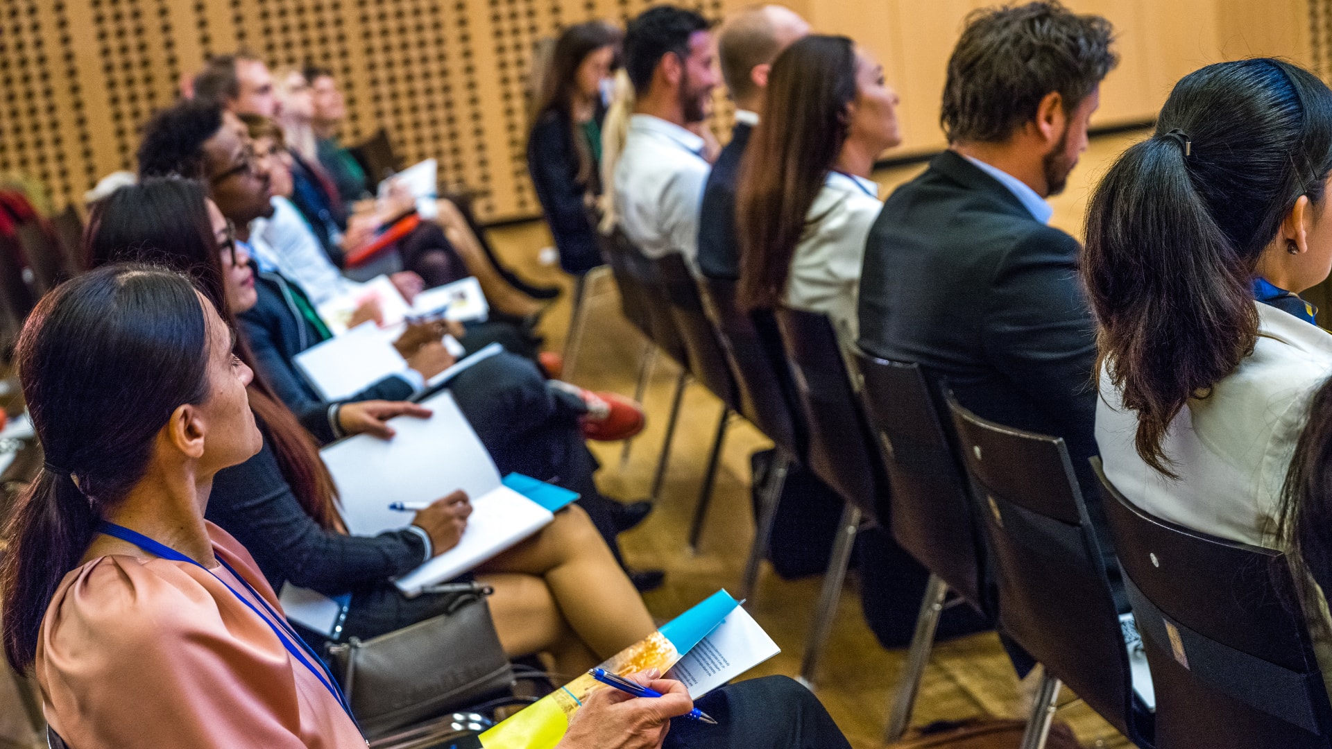 Imagem de capa: Aula Magna: Erosão da Constituição pelos Tribunais - causas e soluções - FMP Faculdade de Direito, Porto Alegre